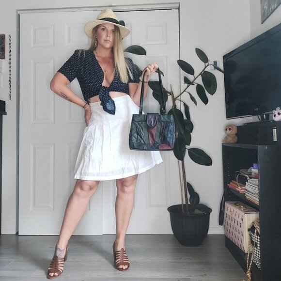 𝅺crisp WHITE 100% COTTON TEXTURED DOTTED SKIRT - Picture 5 of 7